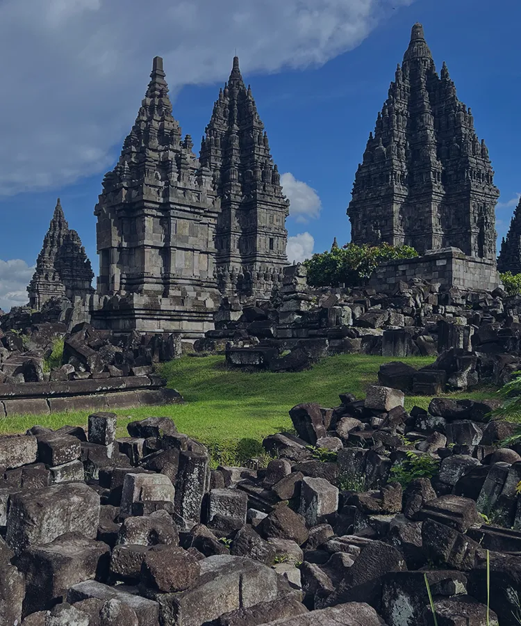 最新流行スポットから穴場のローカルエリアまで<area_name>在住のプライベートガイドと特別な旅をしよう。