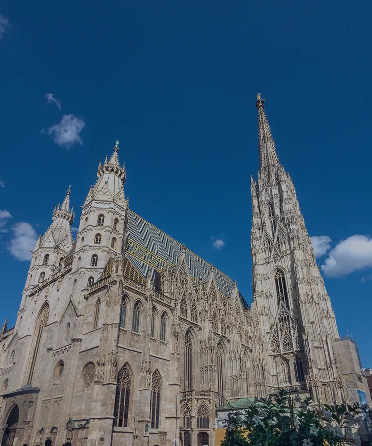 最新流行スポットから穴場のローカルエリアまで<area_name>在住のプライベートガイドと特別な旅をしよう。