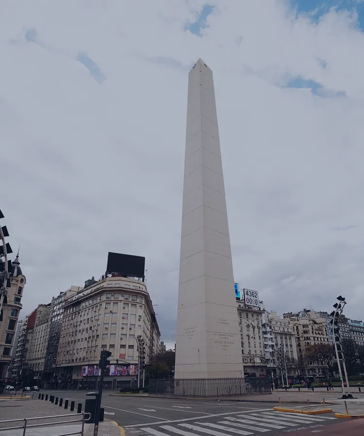 最新流行スポットから穴場のローカルエリアまで<area_name>在住のプライベートガイドと特別な旅をしよう。