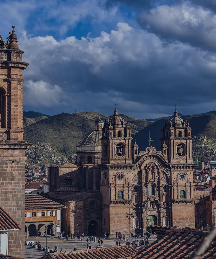 最新流行スポットから穴場のローカルエリアまで<area_name>在住のプライベートガイドと特別な旅をしよう。